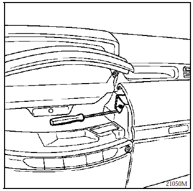 Renault Avantime - Depose du portillon airbag passager