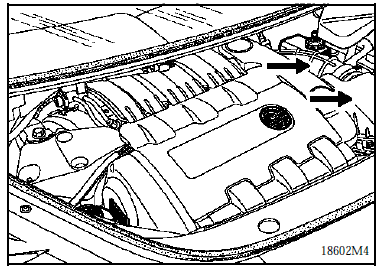 Renault Avantime - Dans le compartiment moteur 